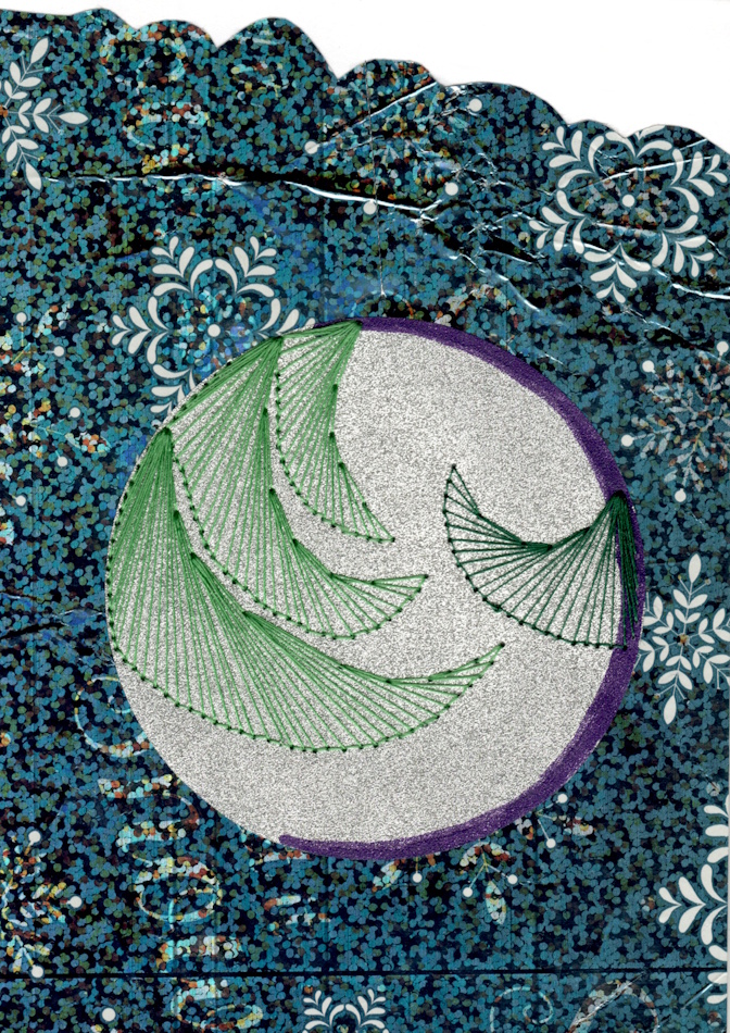 Designerkarte, Designer Karte, Grafik, Kunst, Fadenbild, Fadengrafik, kunstvoll, exklusive Faltkarte, Faltkarte, Grußkarte, Fadentechnik, moderne Kunst, Design, Weihnachtskugel, grün, Silber, Glitzerpapier,